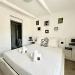 Le Bastion-plage-vue Apartment Menton